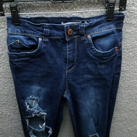 YMI Women's 7 Mid Rise Blue Distressed Skinny Jeans 27" 28.5" 9" - Picture 11 of 11